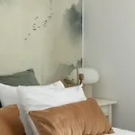 Ts Hello * Estetino
